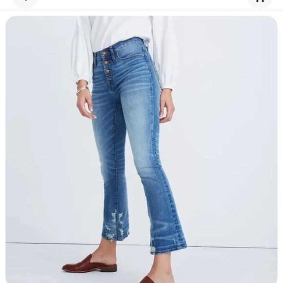 Madewell Denim - Madewell Demi Boot Jeans in Bess Wash.  28P Petite